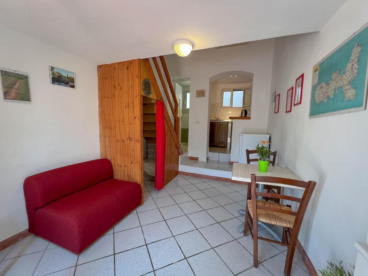 Azienda Agricola Sapereta Porto Azzurro Exteriör bild