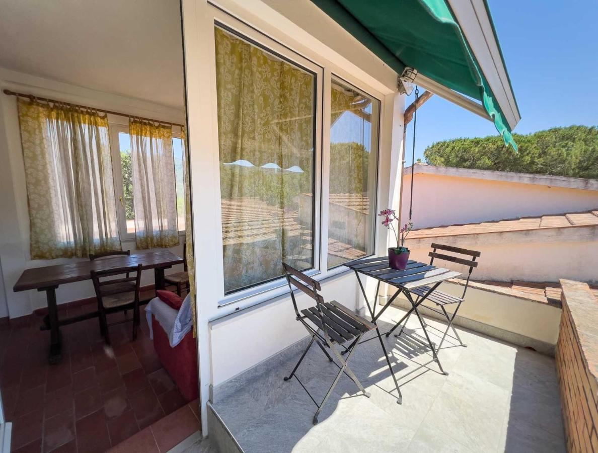 Azienda Agricola Sapereta Porto Azzurro Exteriör bild
