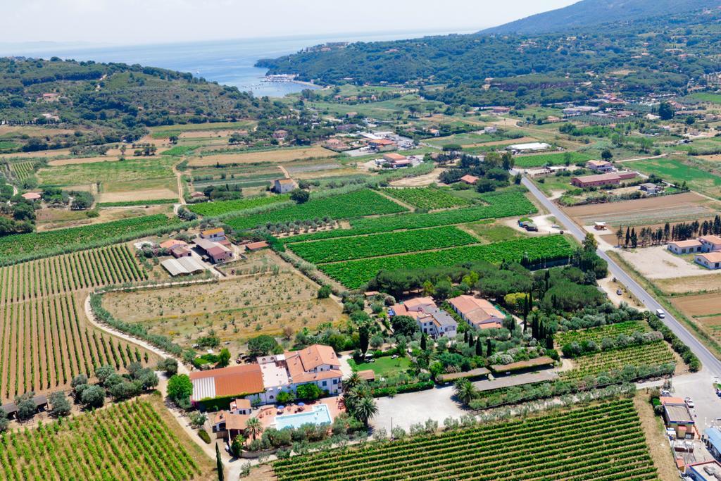 Azienda Agricola Sapereta Porto Azzurro Exteriör bild