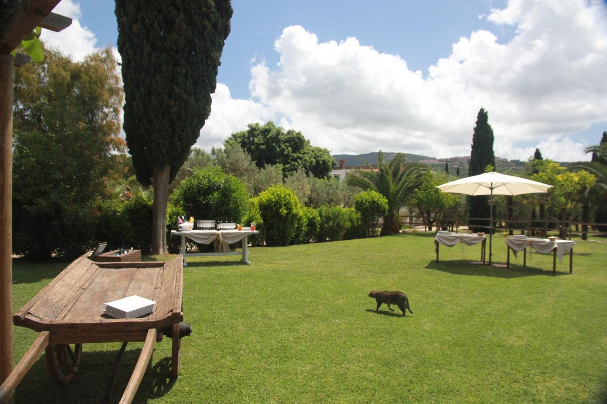 Azienda Agricola Sapereta Porto Azzurro Exteriör bild