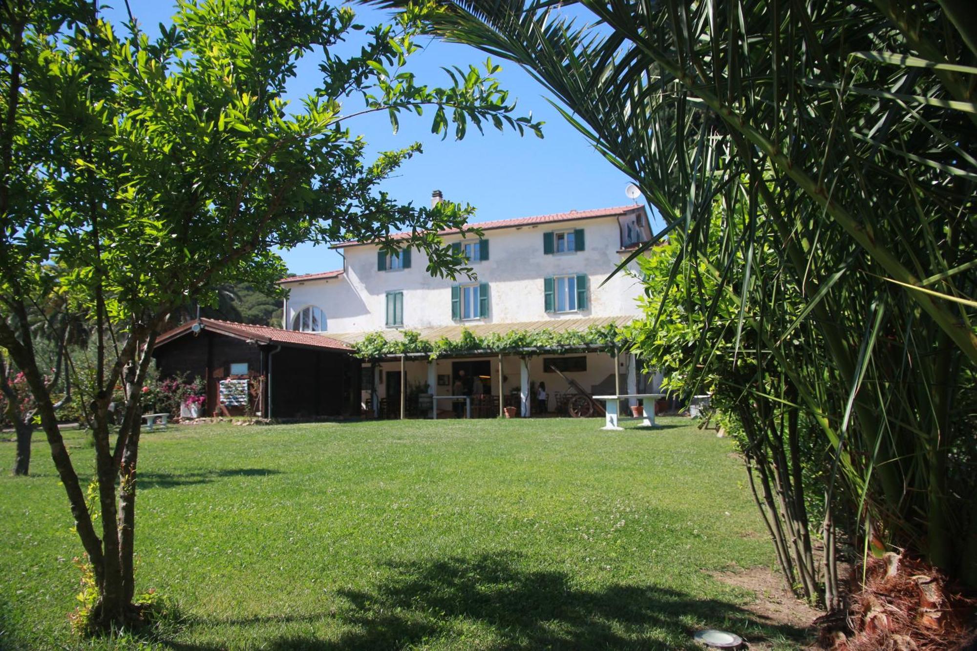 Azienda Agricola Sapereta Porto Azzurro Exteriör bild